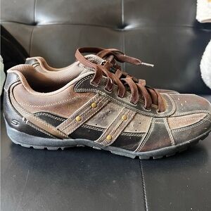 Skechers Men's Two-Tone Brown Sneakers